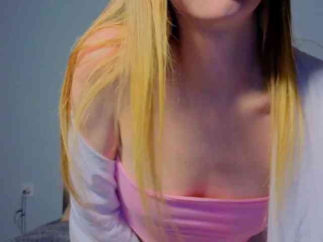 wetmafia bongacams live cam model