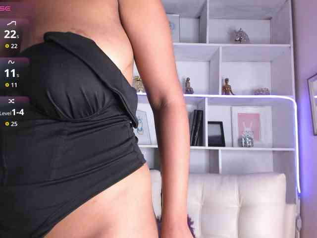 Irinaf bongacams live cam model