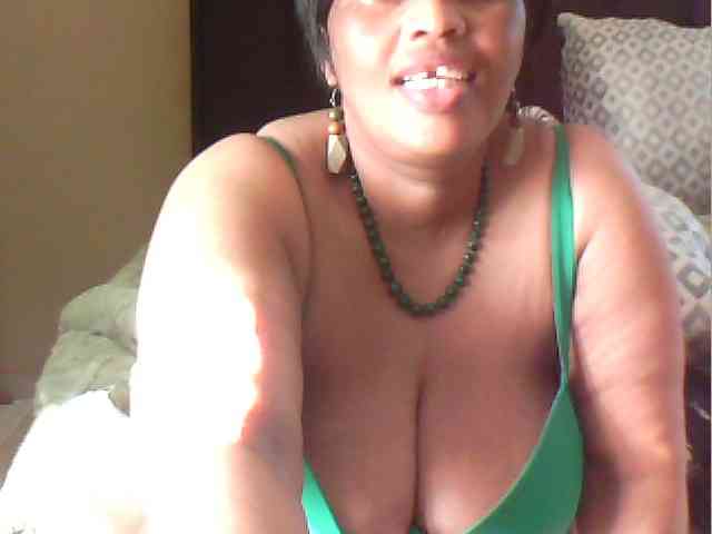 MyDDBOOBIES bongacams live cam model