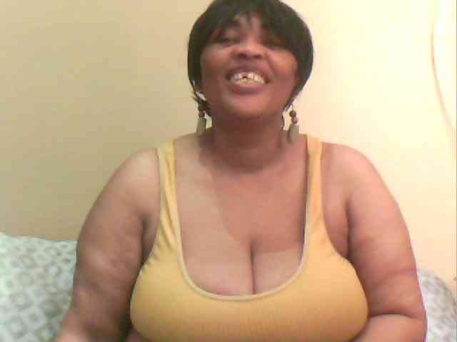 MyDDBOOBIES bongacams live cam model