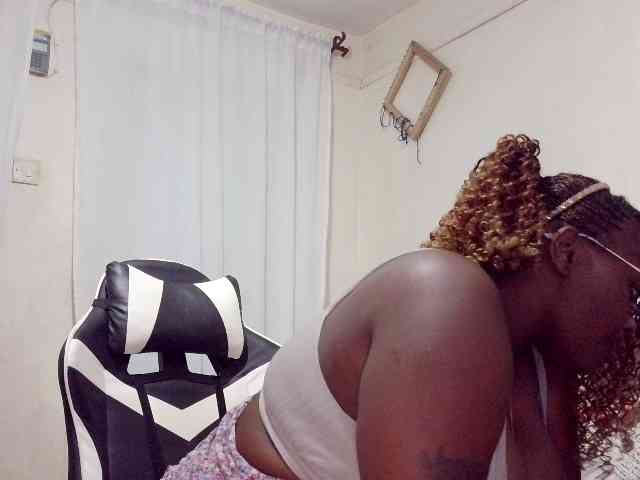 africangoddess bongacams live cam model