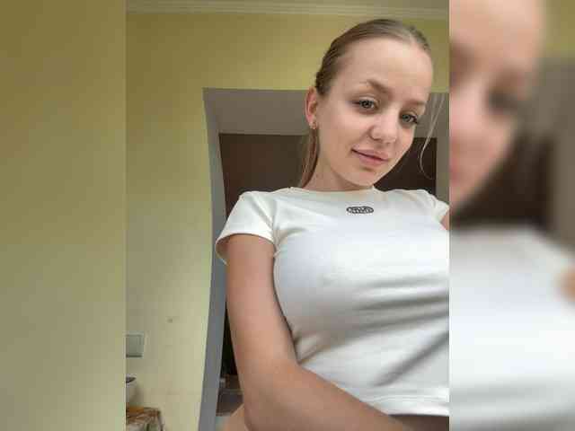 LeraMiller bongacams live cam model