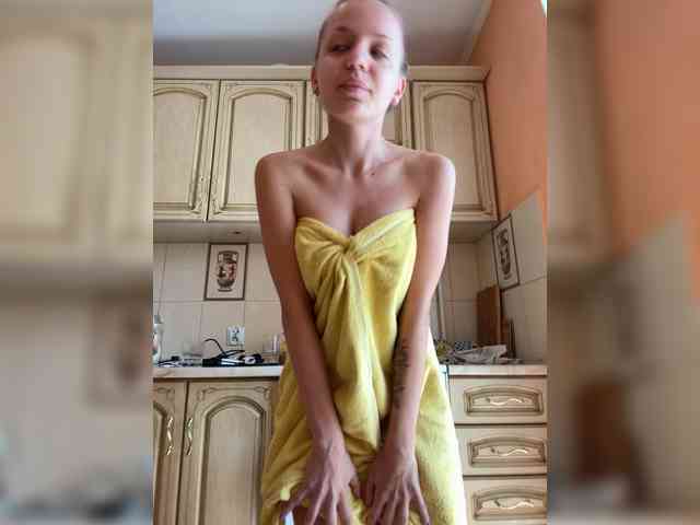 LeraMiller bongacams live cam model