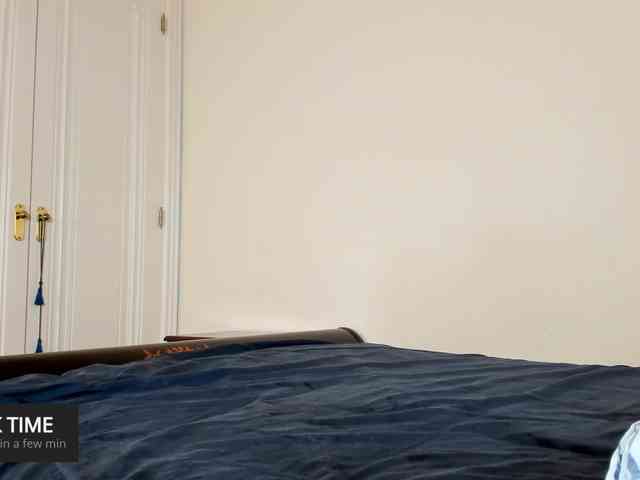 laguber bongacams live cam model