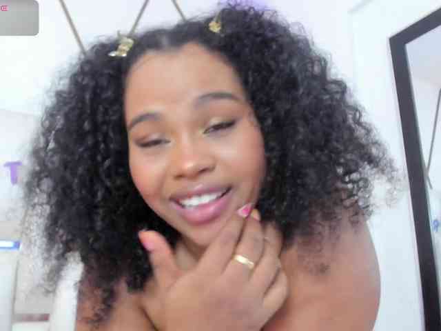 Lilicameron bongacams live cam model