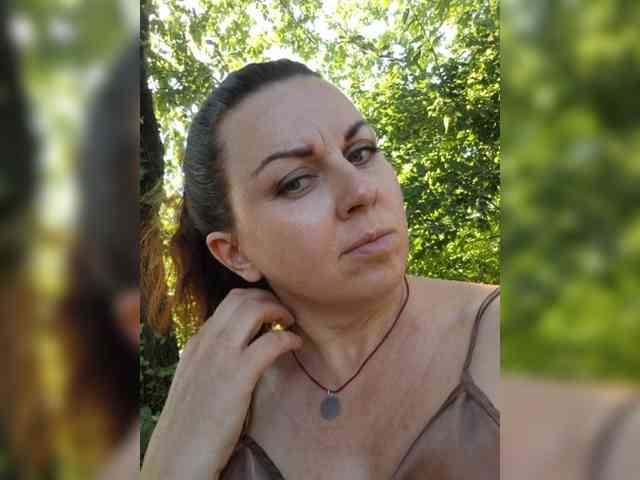 OpenGirl bongacams live cam model