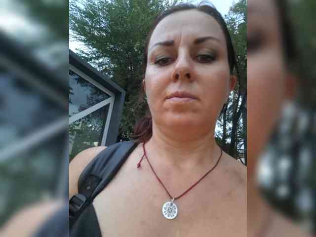 OpenGirl bongacams live cam model