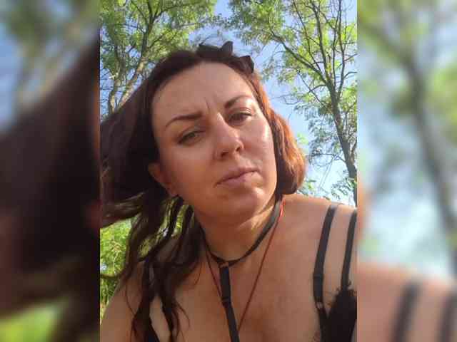 OpenGirl bongacams live cam model
