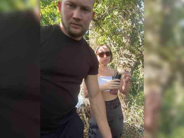 RUS577643 bongacams live cam model