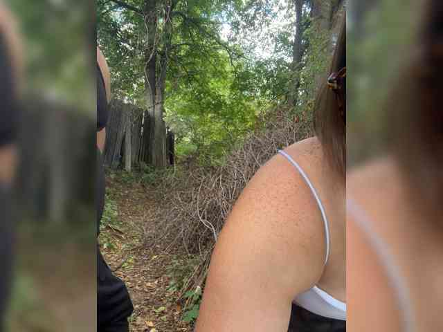 RUS577643 bongacams live cam model
