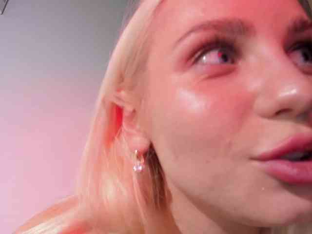 baeonlive bongacams live cam model