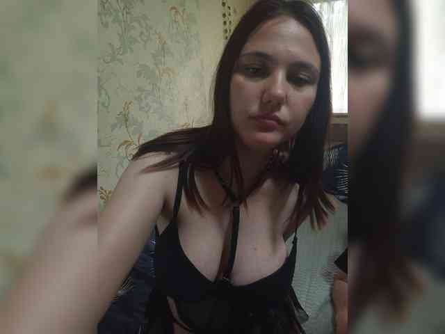 ohyet-kiss bongacams live cam model