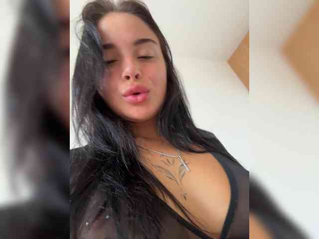 fi7h bongacams live cam model