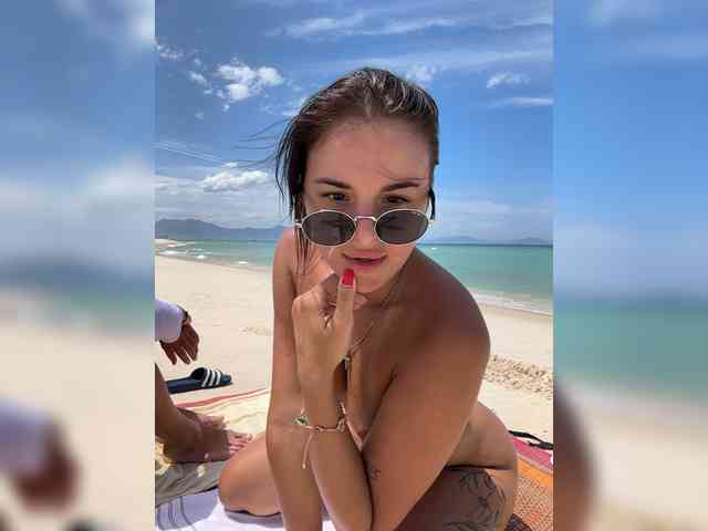 fi7h bongacams live cam model