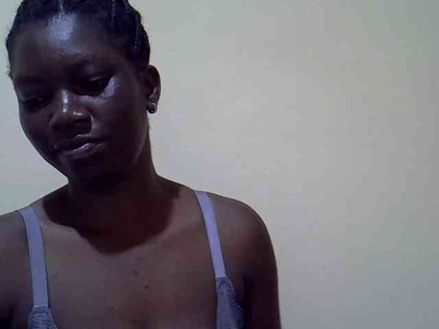 SASSY-Lissa bongacams live cam model