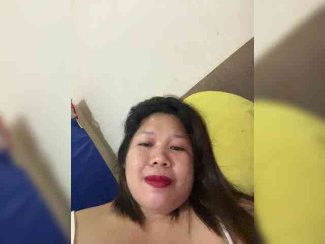 ChubbyBabe31 bongacams live cam model