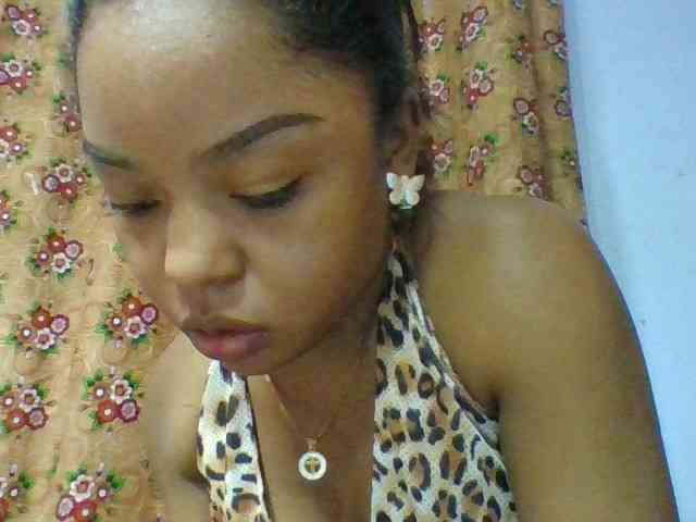 Elysa7 bongacams live cam model