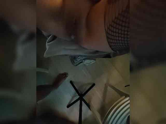 Bessandkaty55 bongacams live cam model
