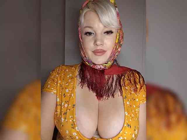 smeh-i-greh bongacams live cam model