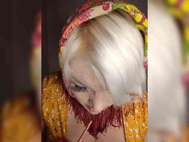 smeh-i-greh bongacams live cam model