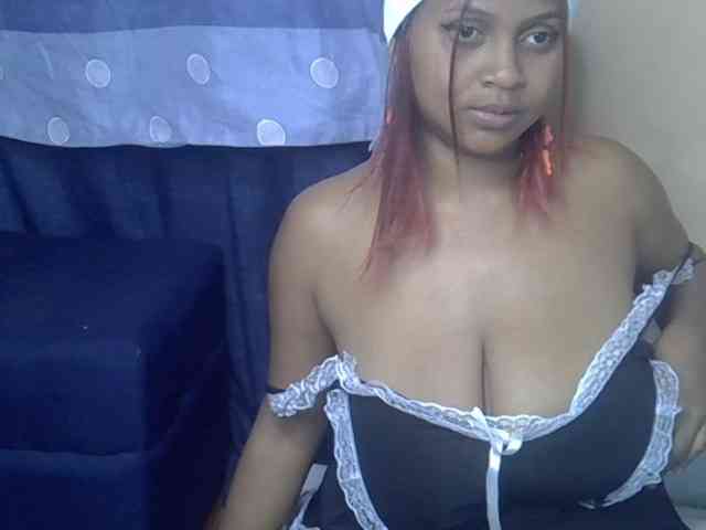 Bellalabelle bongacams live cam model