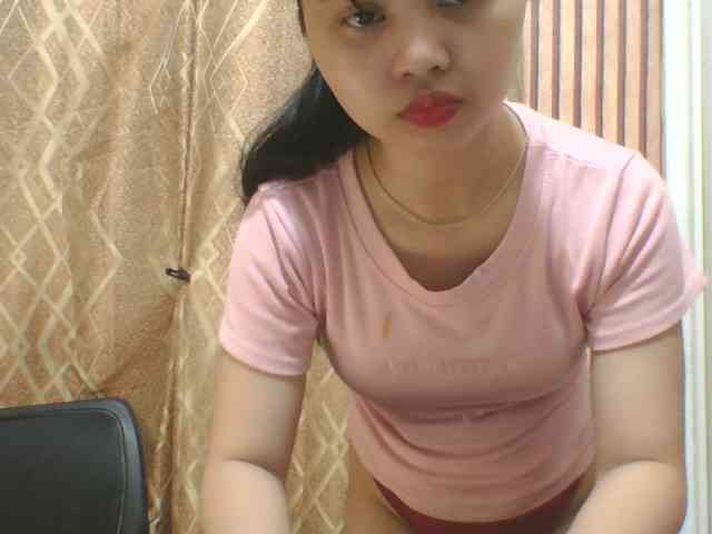 kylie17 bongacams live cam model