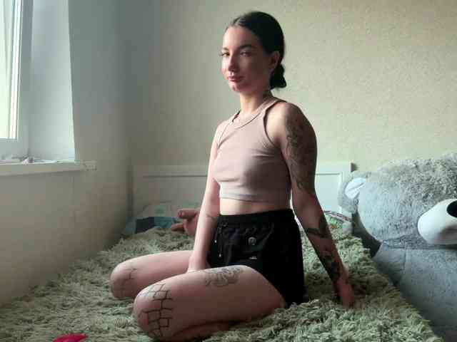 waxenvice bongacams live cam model