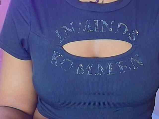 kassandraBrown bongacams live cam model