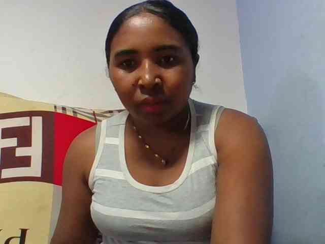 Josy-2 bongacams live cam model