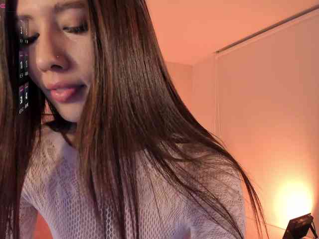 Violetta-Hills bongacams live cam model