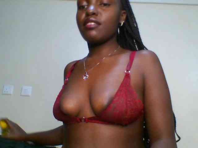 Leslie-ann1 bongacams live cam model