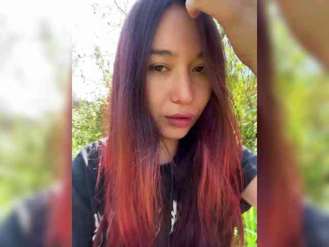Estetka bongacams live cam model