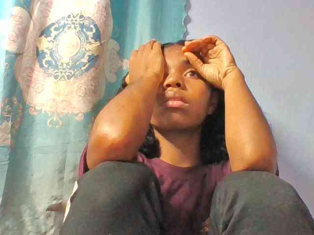 Emelie1a bongacams live cam model