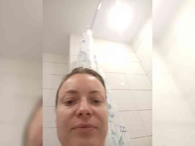 SilverHP bongacams live cam model