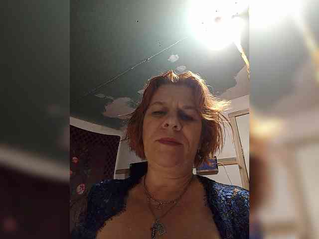 Ossanna bongacams live cam model