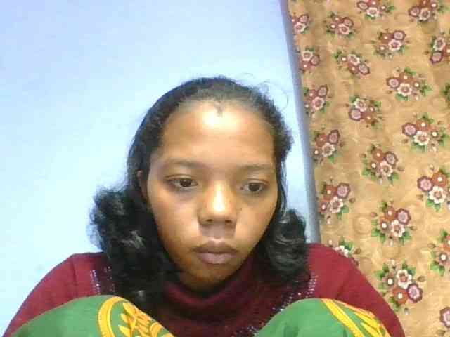 rosah1a bongacams live cam model