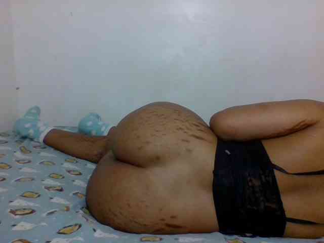 Ice-spice1 bongacams live cam model
