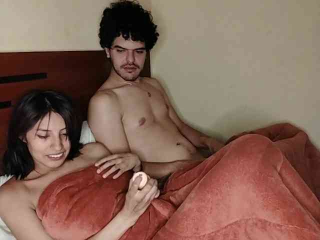 Hot-Contrasts bongacams live cam model