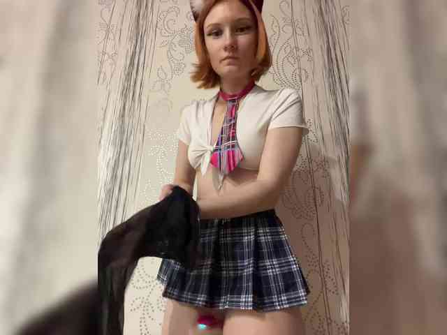 Iriska-Barbariska bongacams live cam model
