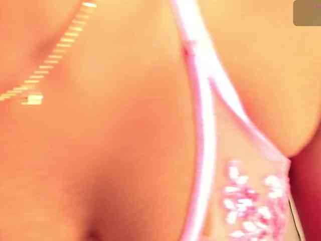 dionneventuri bongacams live cam model