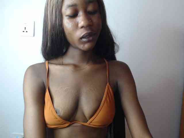 Sexyvian bongacams live cam model
