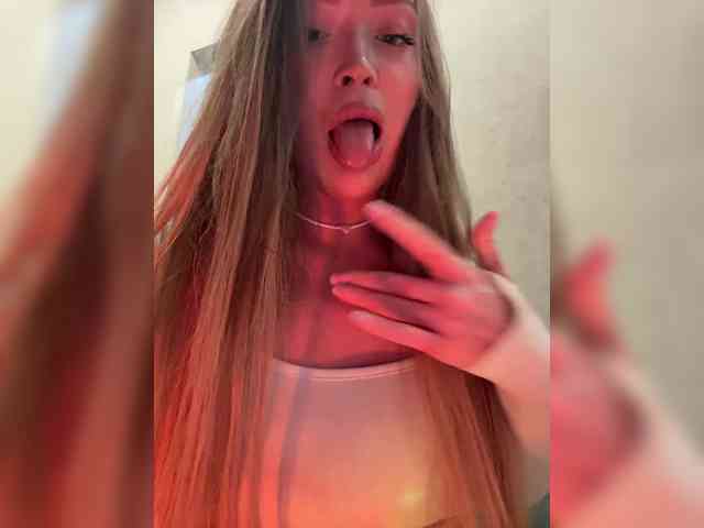 MILEDIUM bongacams live cam model