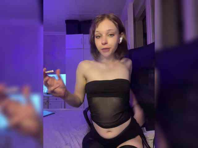 mefydufi bongacams live cam model