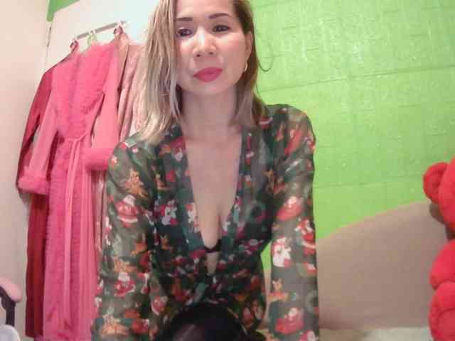 Camgirl26 bongacams live cam model
