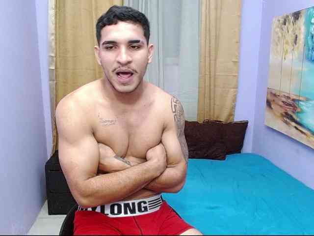 bitchdestroy bongacams live cam model