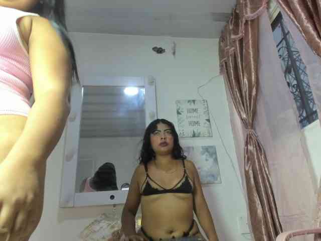 Sofia-vergara bongacams live cam model