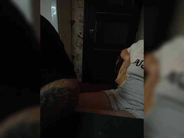 Pingwin89 bongacams live cam model