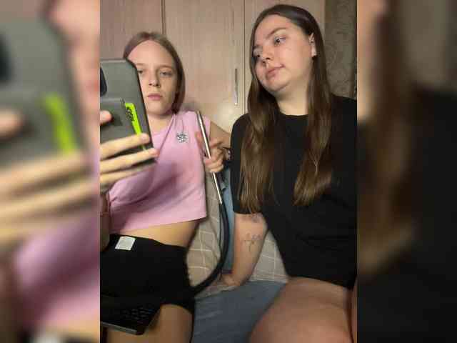 Ami-Still bongacams live cam model
