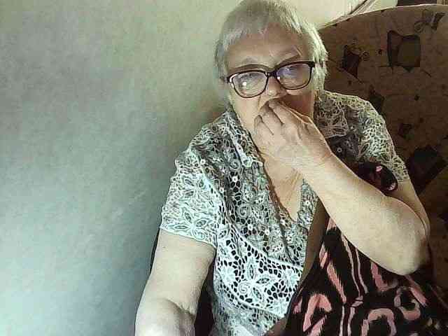Galina73 bongacams live cam model
