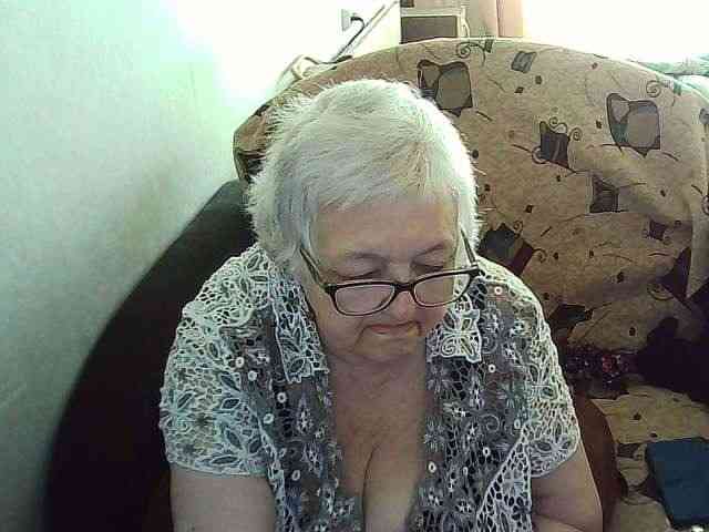 Galina73 bongacams live cam model